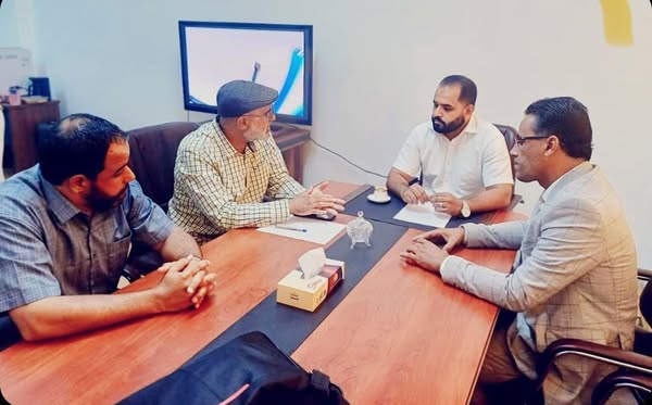 اجتماع مهم بمركز المعلومات والتوثيق لتجهيز ملف جودة كلية الآداب والعلوم فرع الأبيار