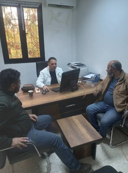 فريق مركز المعلومات والتوثيق ينفذ صيانة شاملة لأجهزة الإدارة الهندسية بجامعة بنغازي